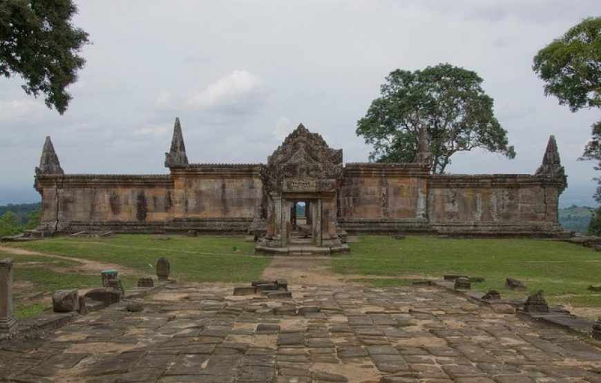 Koh Ker and Preah Vihear Tour