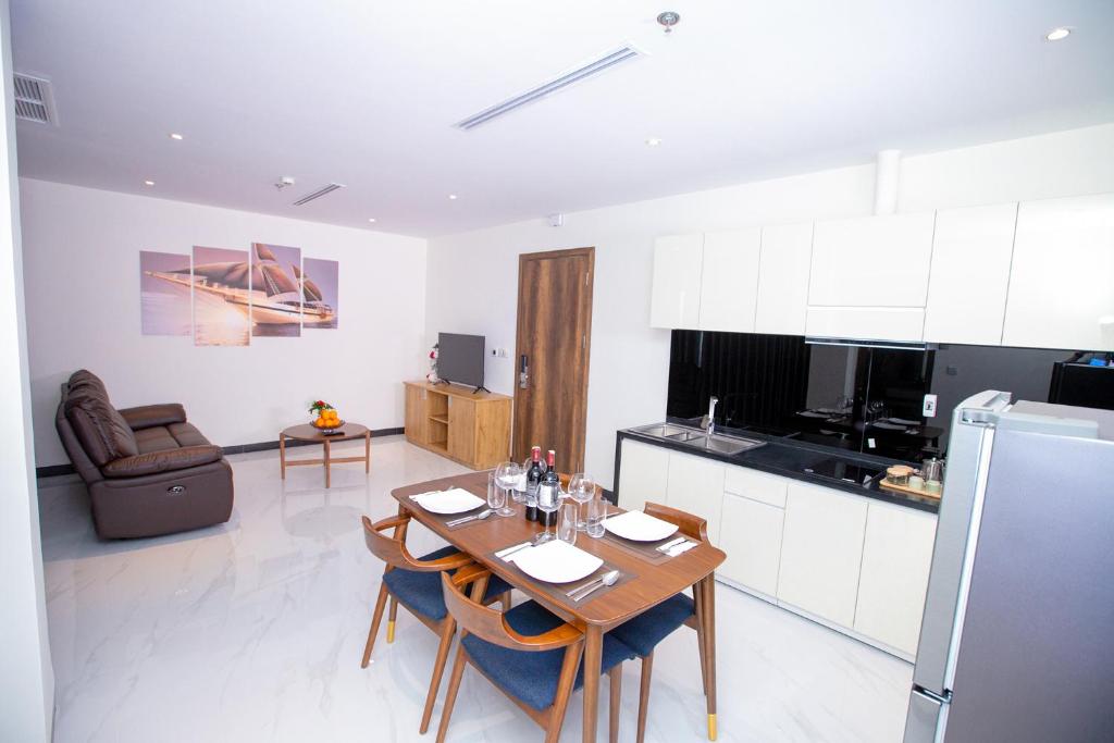 Executive Suite by Sea Breeze Hotel & Villa