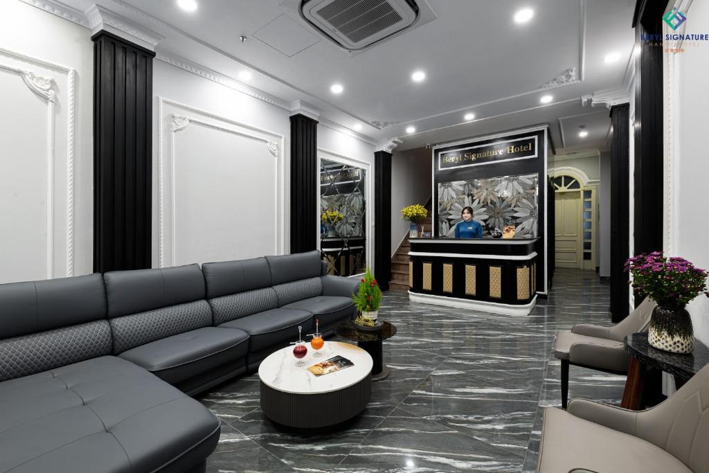 Beryl Signature Hotel & Travel