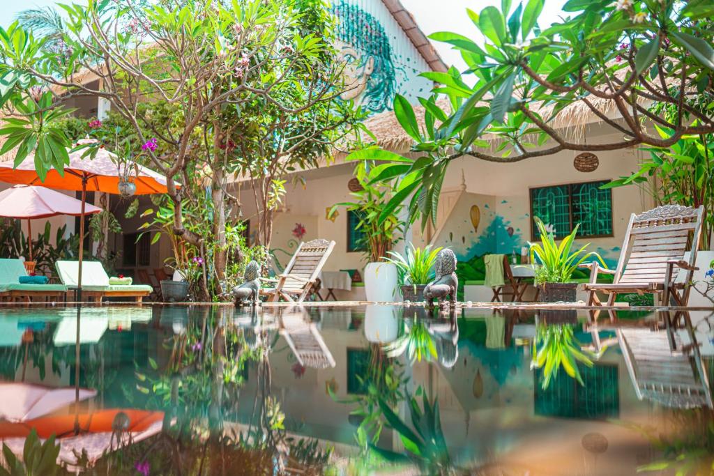 Hakhuot Angkor Residence