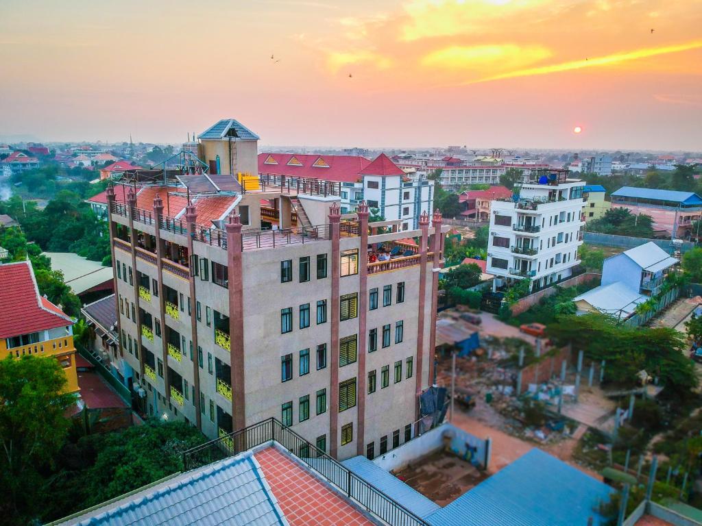 Hello Cambodia Boutique