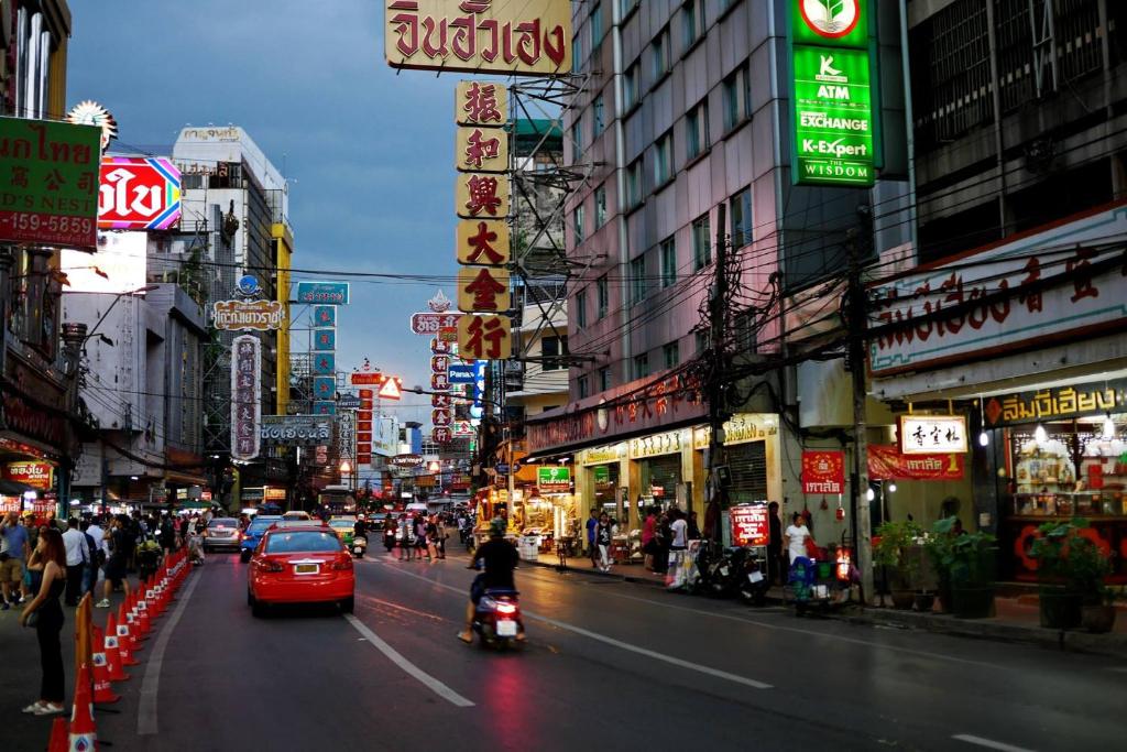 Norn Yaowarat Hotel