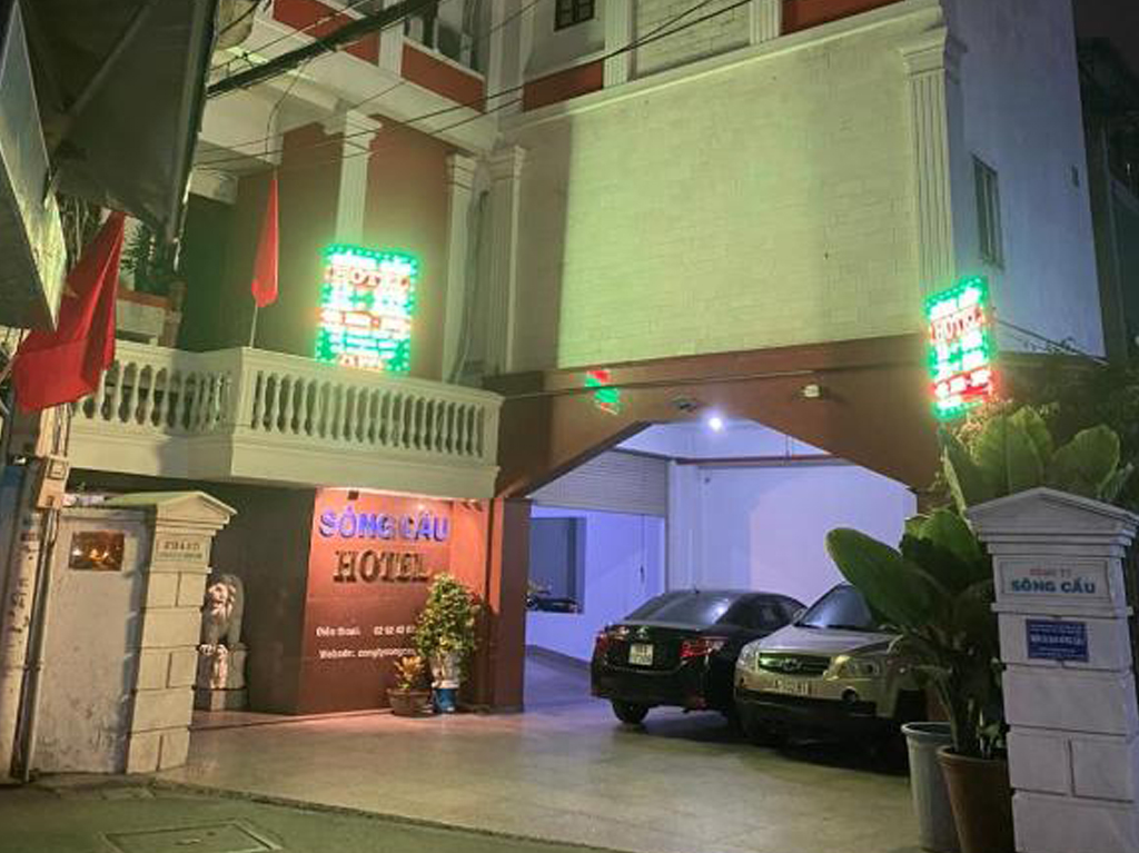 Song Cau Hotel