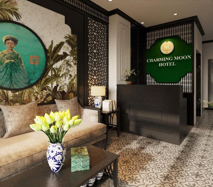 Charming Moon Hotel